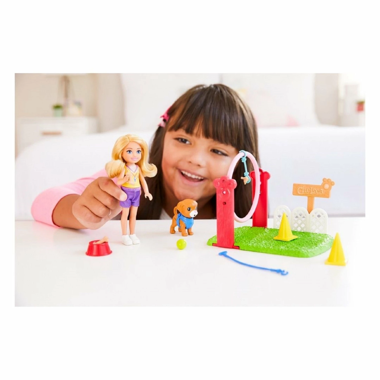 BARBIE CHELSEA CAN BE... DOLL AND PLAYSET DOG TRAINER - Image 2