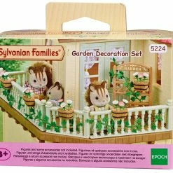 SYLVANIAN FAMILIES GARDEN DECORATION SET