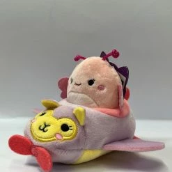 SQUISHMALLOWS SQUISHVILLE MINI SQUISHMALLOW IN VEHICLE PURPLE PLANE